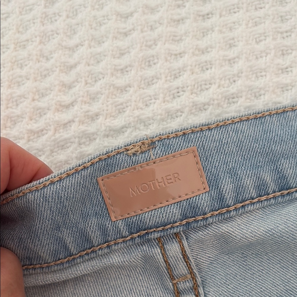 MOTHER Light Blue Ankle & Cropped Jeans - Picture 3 of 7